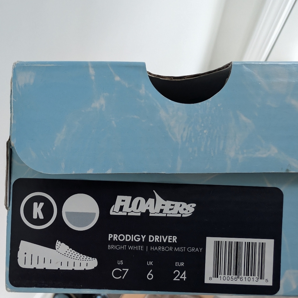 Child Toddler White/Gray Water Shoes Floafers New Size C7